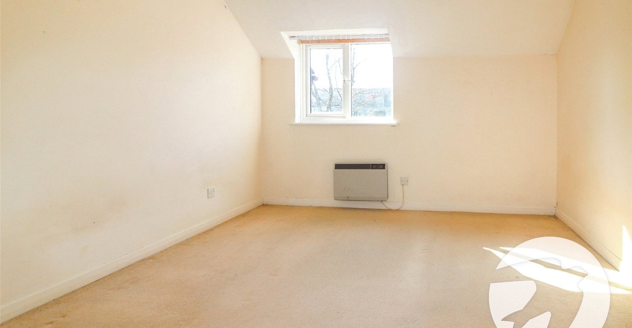 2 bedroom property for sale in Erith | Robinson Jackson