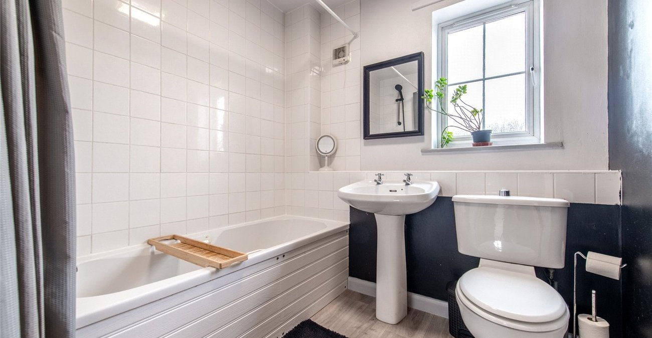 3 bedroom house for sale in Sittingbourne | Robinson Michael & Jackson