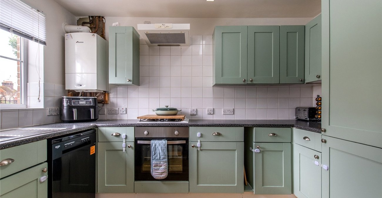 3 bedroom house for sale in Sittingbourne | Robinson Michael & Jackson