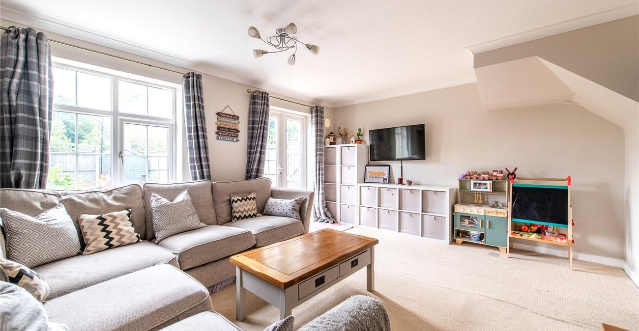 3 bedroom house for sale in Sittingbourne | Robinson Michael & Jackson