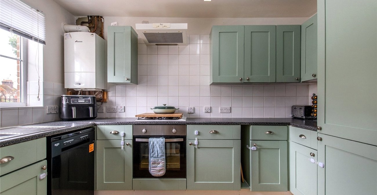 3 bedroom house for sale in Sittingbourne | Robinson Michael & Jackson