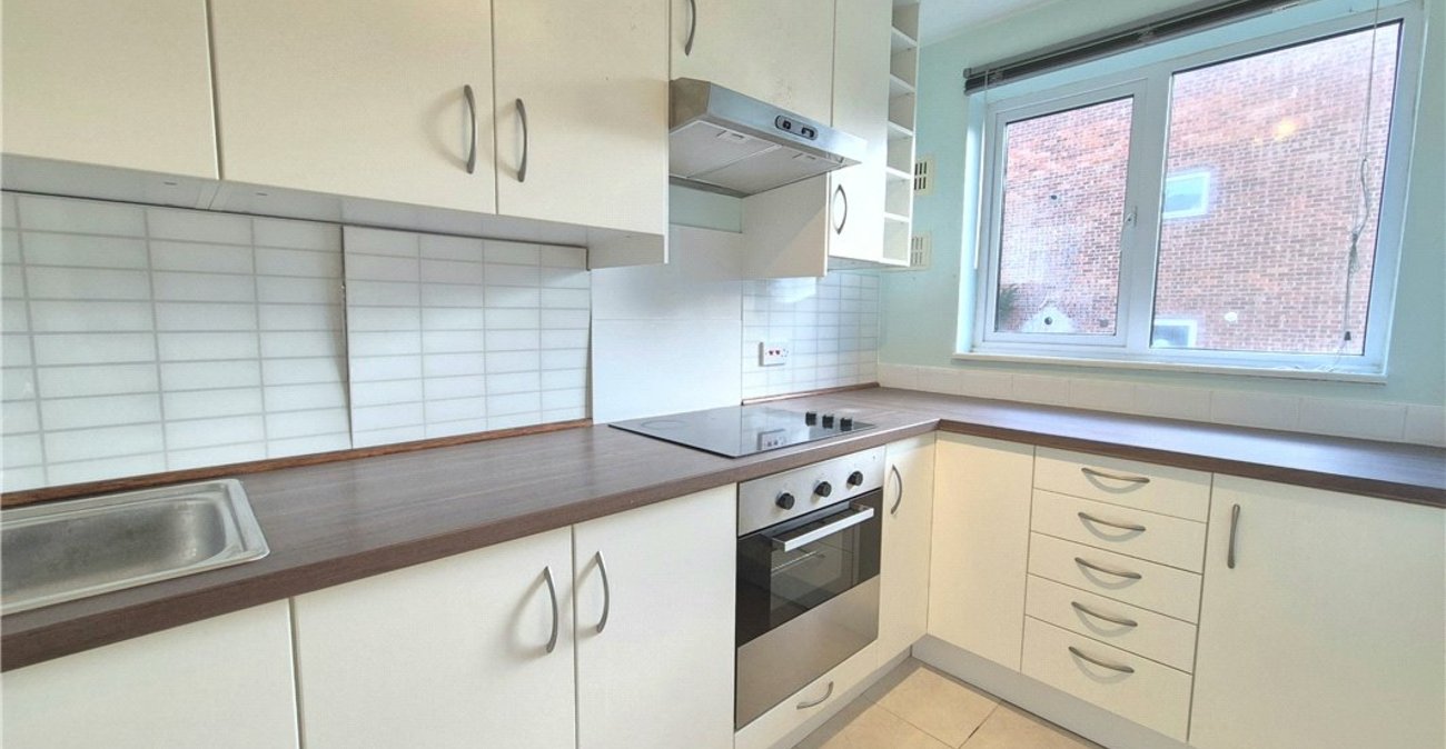 1 bedroom property for sale in Orpington | Robinson Jackson