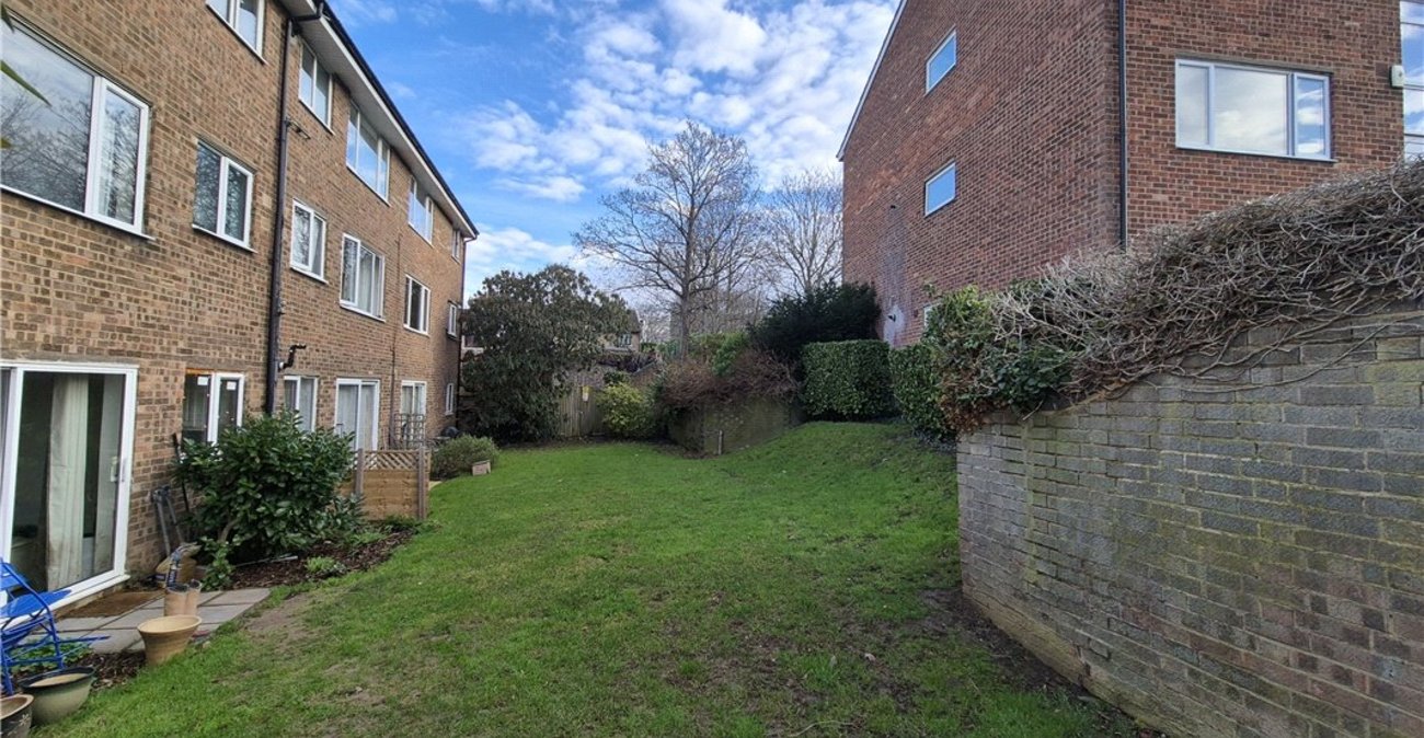1 bedroom property for sale in Orpington | Robinson Jackson