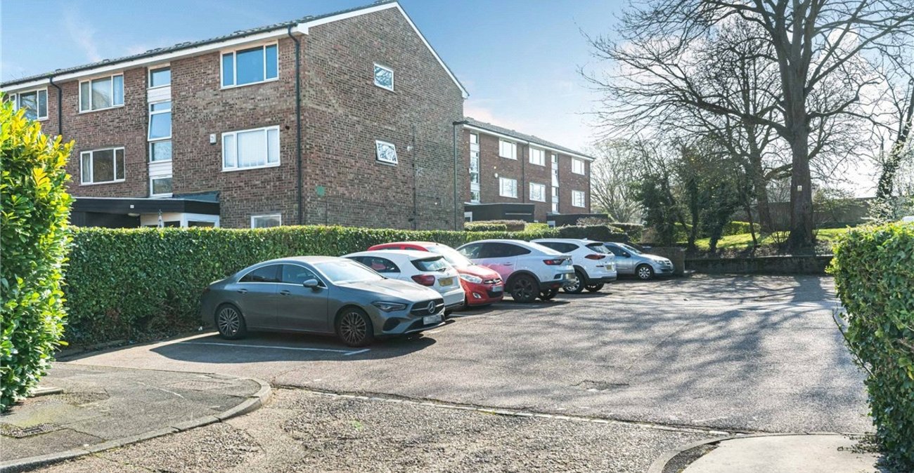1 bedroom property for sale in Orpington | Robinson Jackson