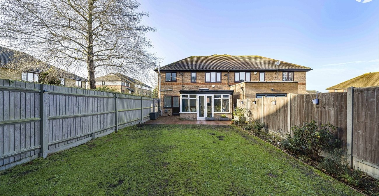 4 bedroom house for sale in Greenhithe | Robinson Jackson