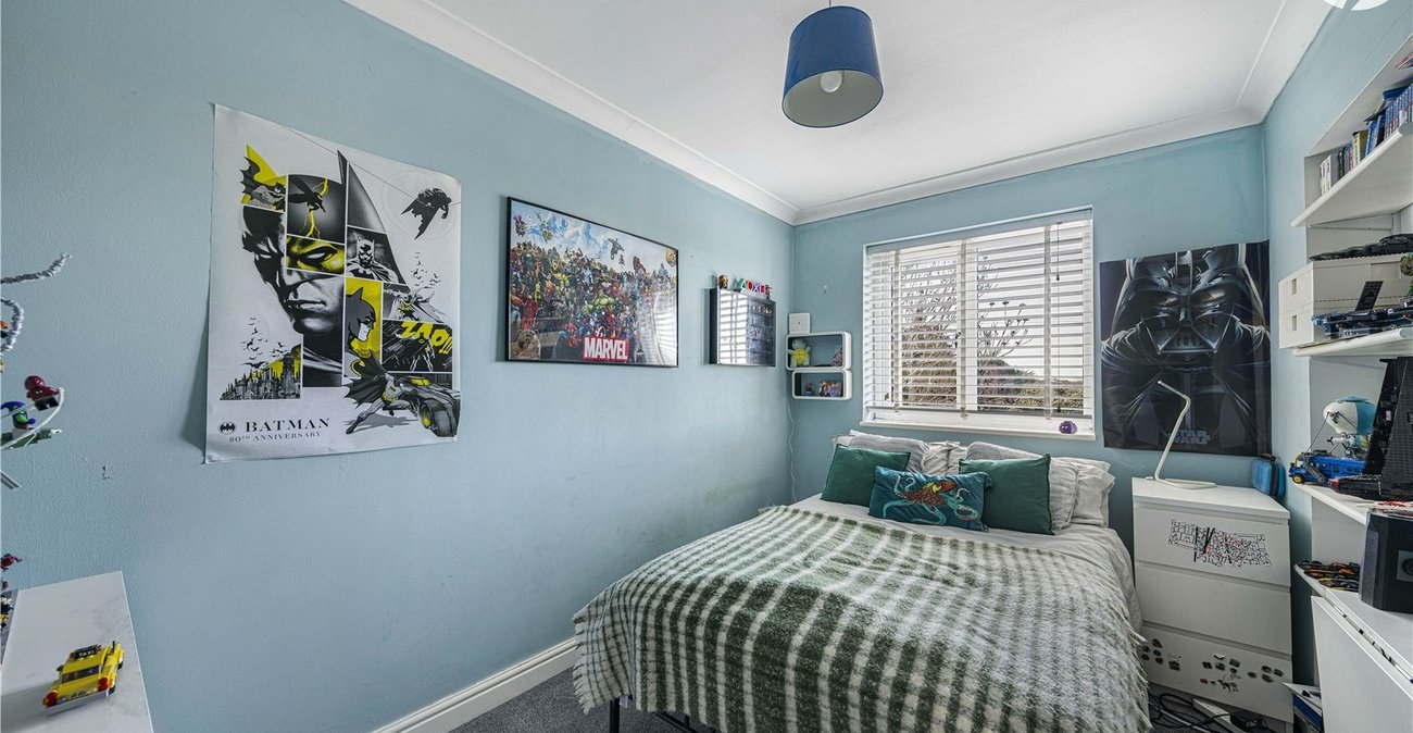 4 bedroom house for sale in Greenhithe | Robinson Jackson