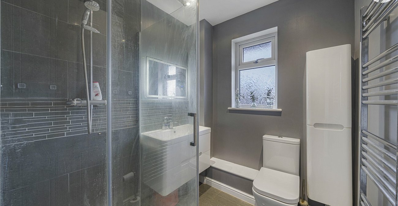 4 bedroom house for sale in Greenhithe | Robinson Jackson