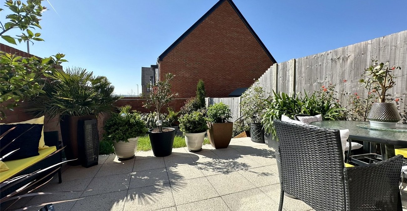 2 bedroom house for sale in Castle Hill | Robinson Jackson