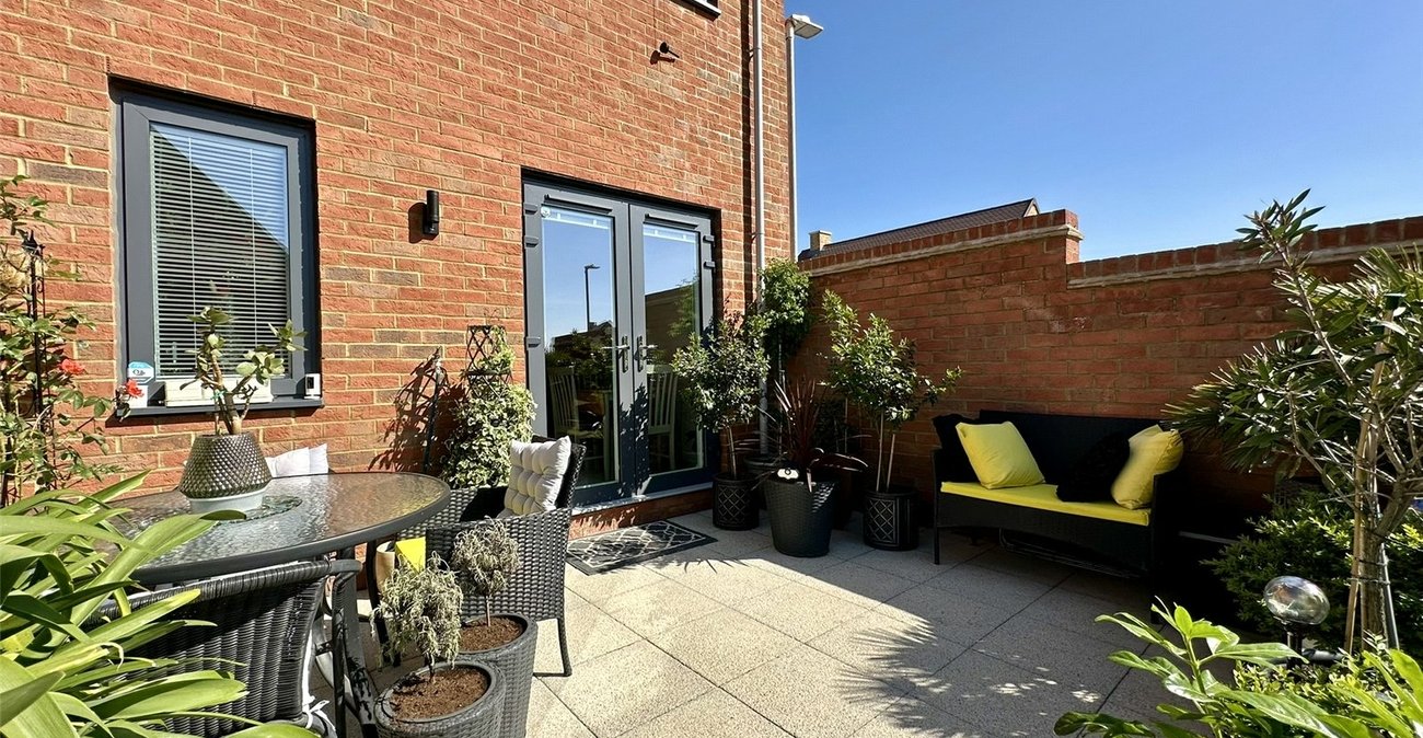 2 bedroom house for sale in Castle Hill | Robinson Jackson