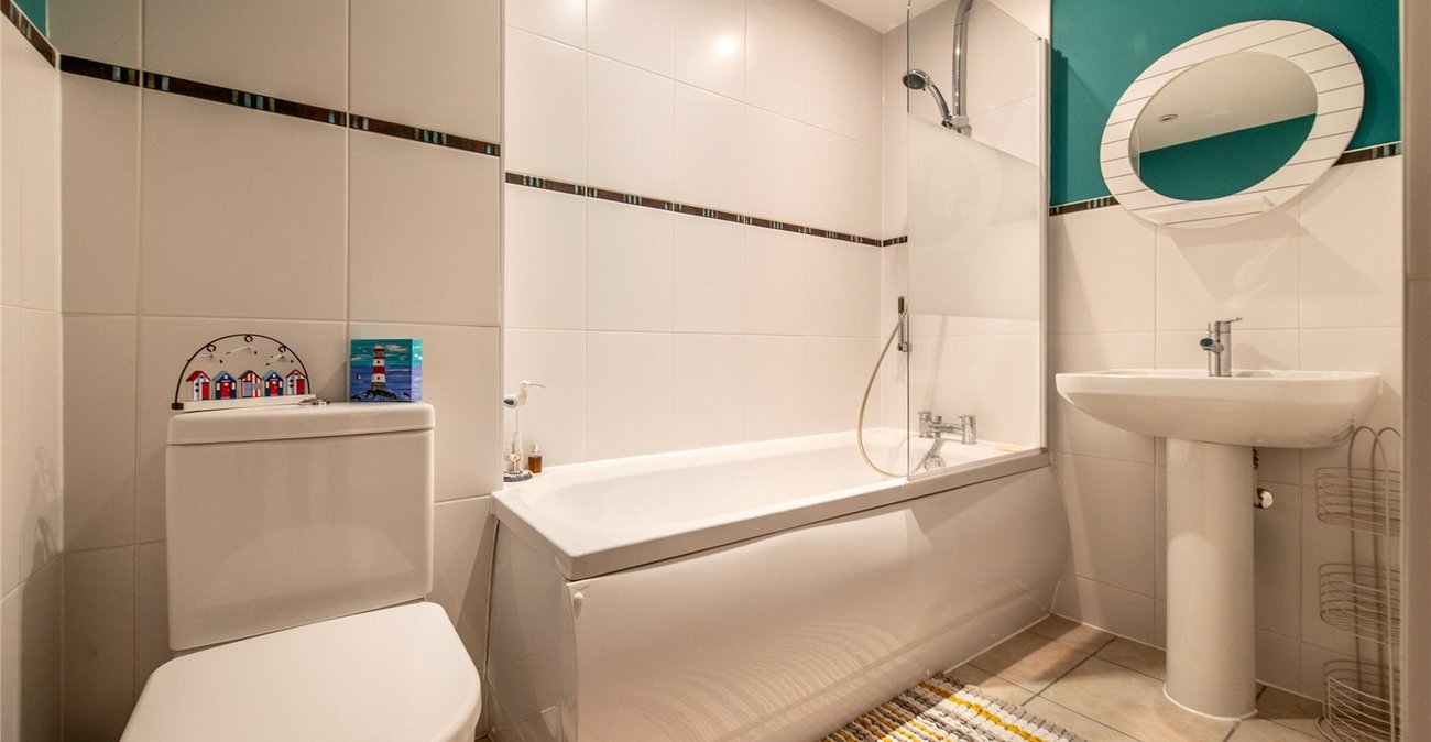 3 bedroom property for sale in Maidstone | Robinson Michael & Jackson