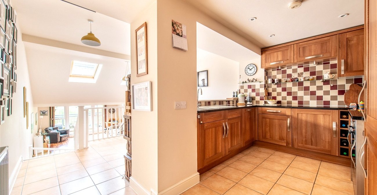 3 bedroom property for sale in Maidstone | Robinson Michael & Jackson