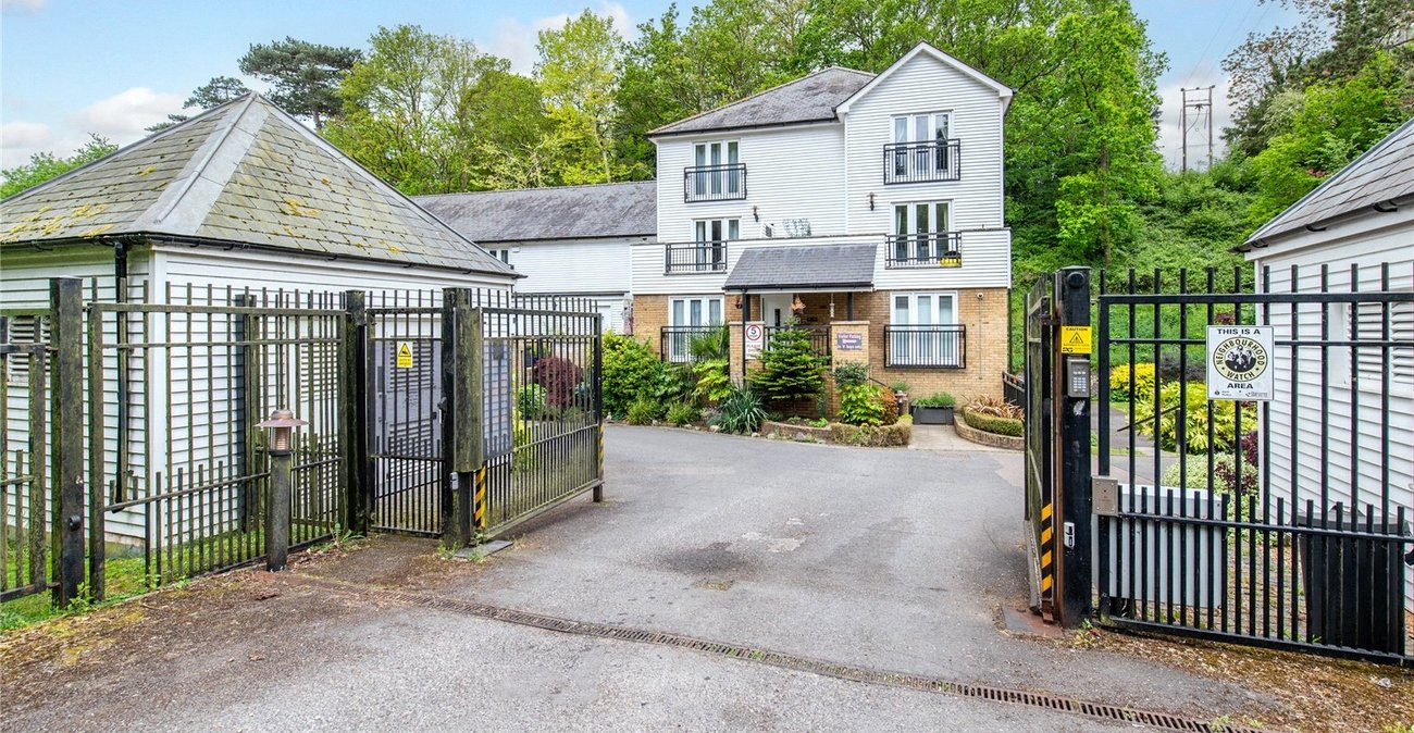 3 bedroom property for sale in Maidstone | Robinson Michael & Jackson