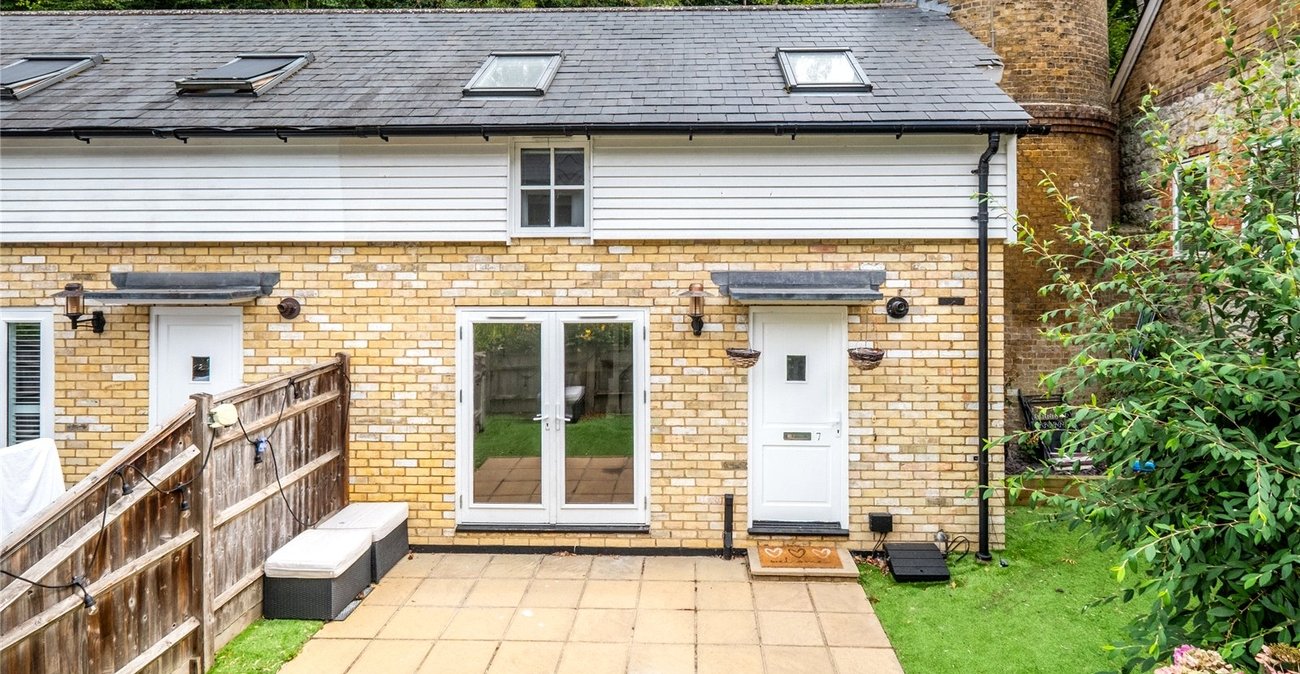 2 bedroom house for sale in Maidstone | Robinson Michael & Jackson