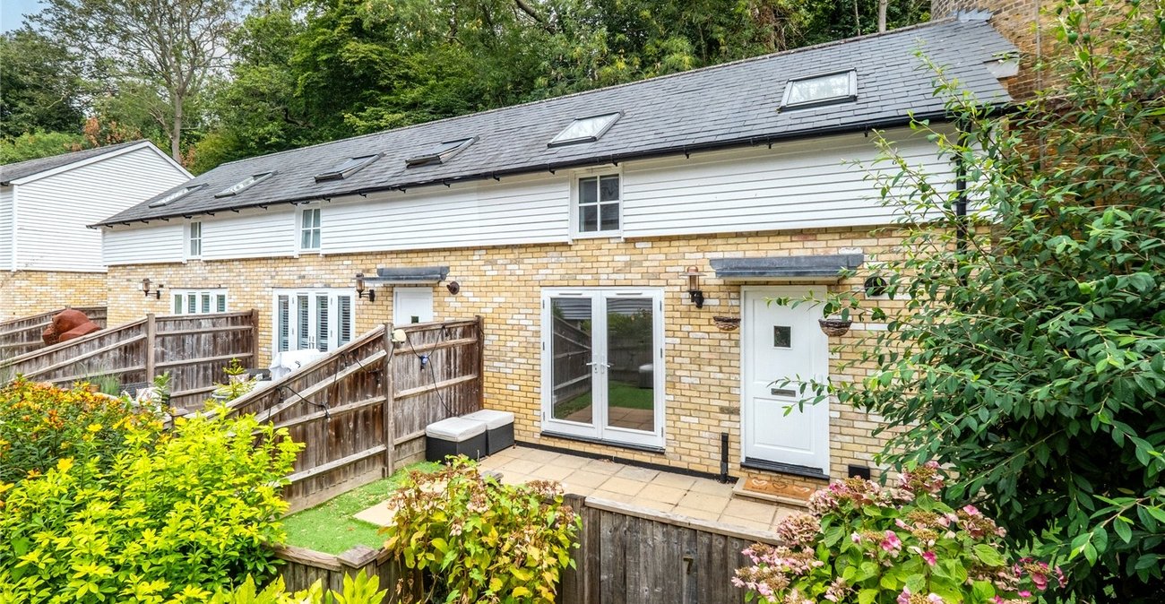 2 bedroom house for sale in Maidstone | Robinson Michael & Jackson