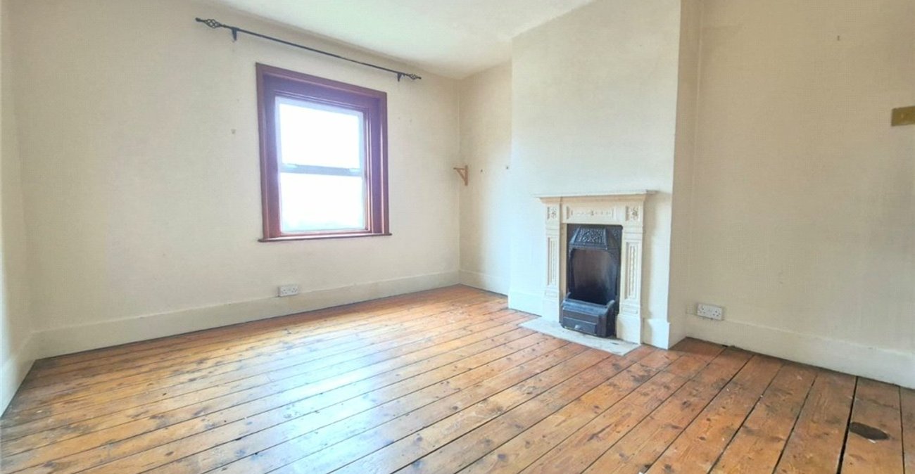 2 bedroom house for sale in Otford Lane | Robinson Jackson