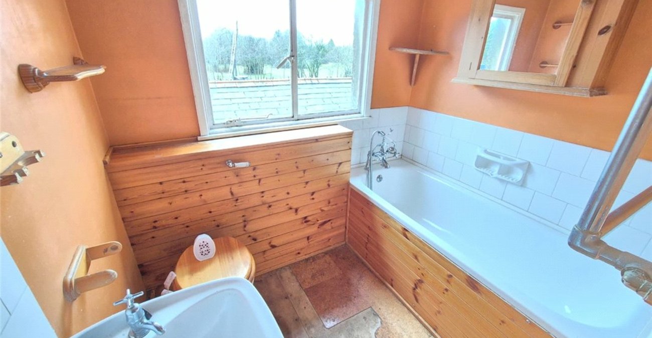 2 bedroom house for sale in Otford Lane | Robinson Jackson