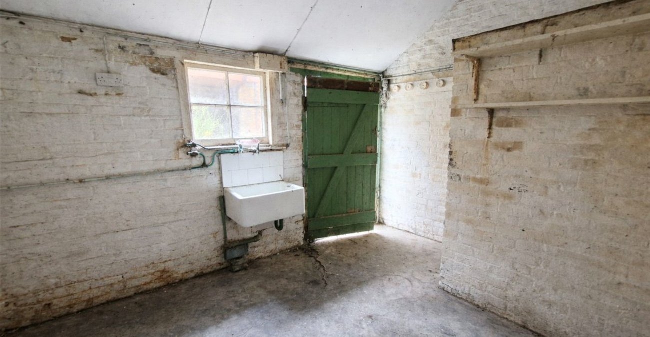 2 bedroom house for sale in Otford Lane | Robinson Jackson