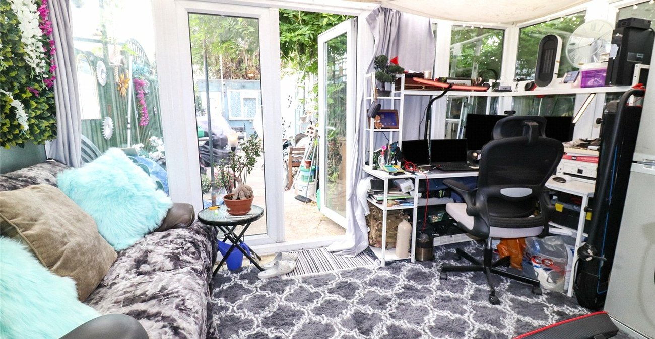 3 bedroom house for sale in Erith | Robinson Jackson