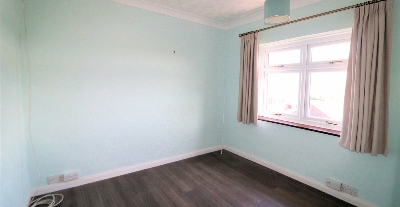 2 bedroom house for sale in Slade Green | Robinson Jackson