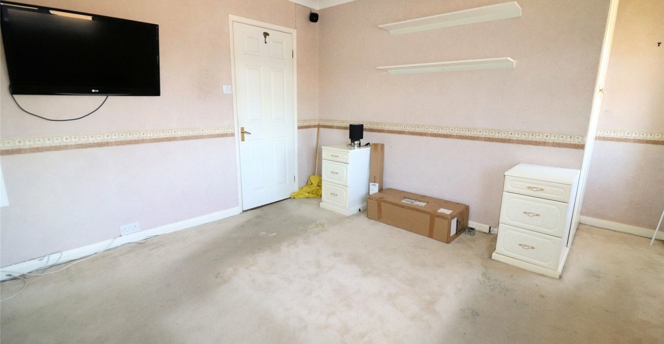 2 bedroom house for sale in Slade Green | Robinson Jackson