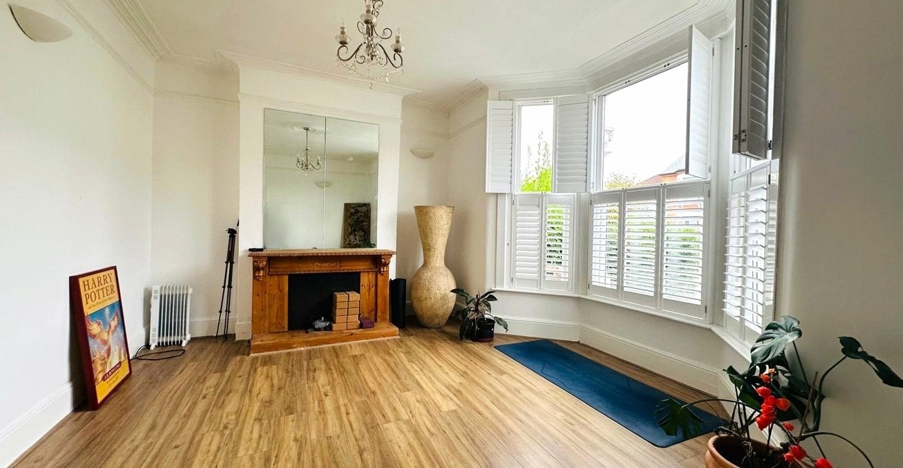 4 bedroom house for sale in Catford | Robinson Jackson