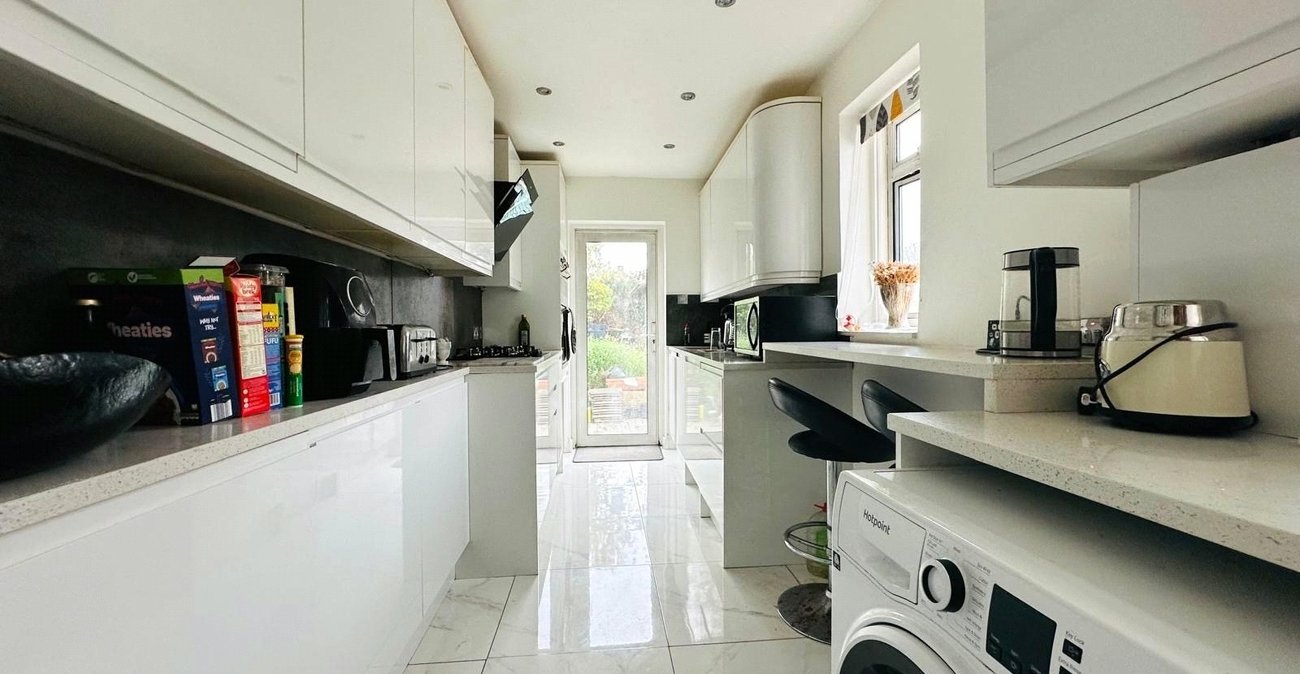 4 bedroom house for sale in Catford | Robinson Jackson