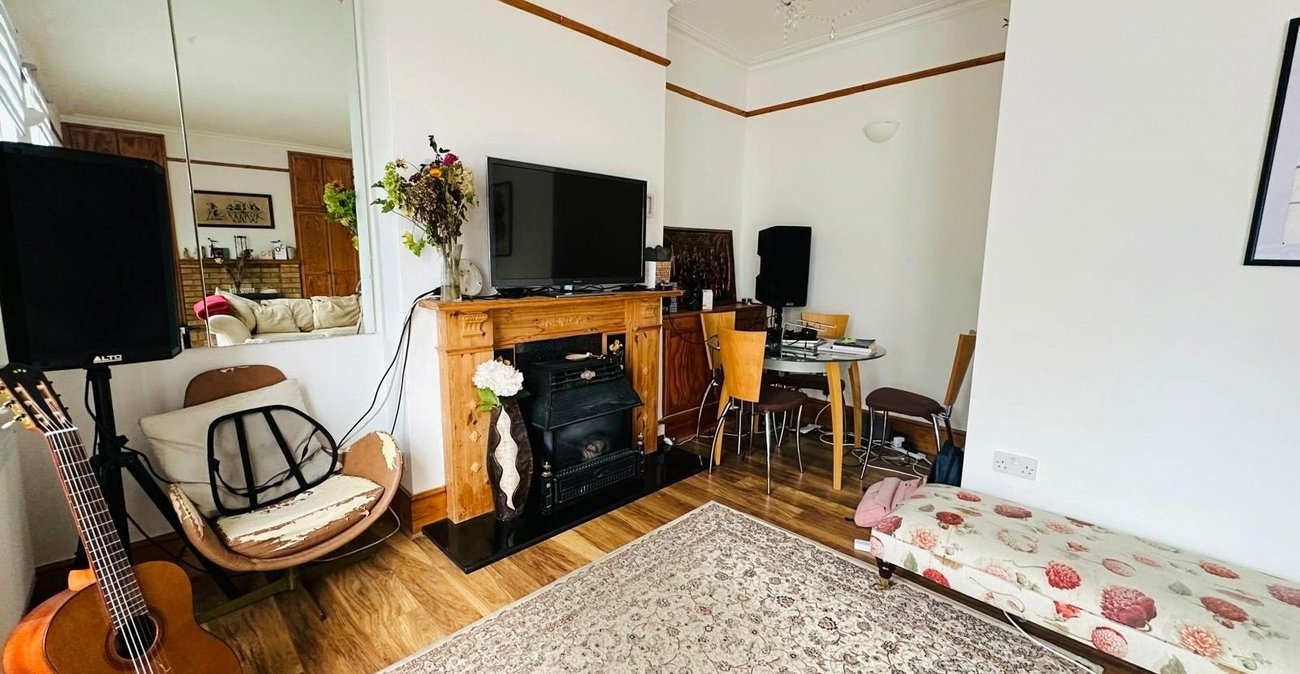 4 bedroom house for sale in Catford | Robinson Jackson