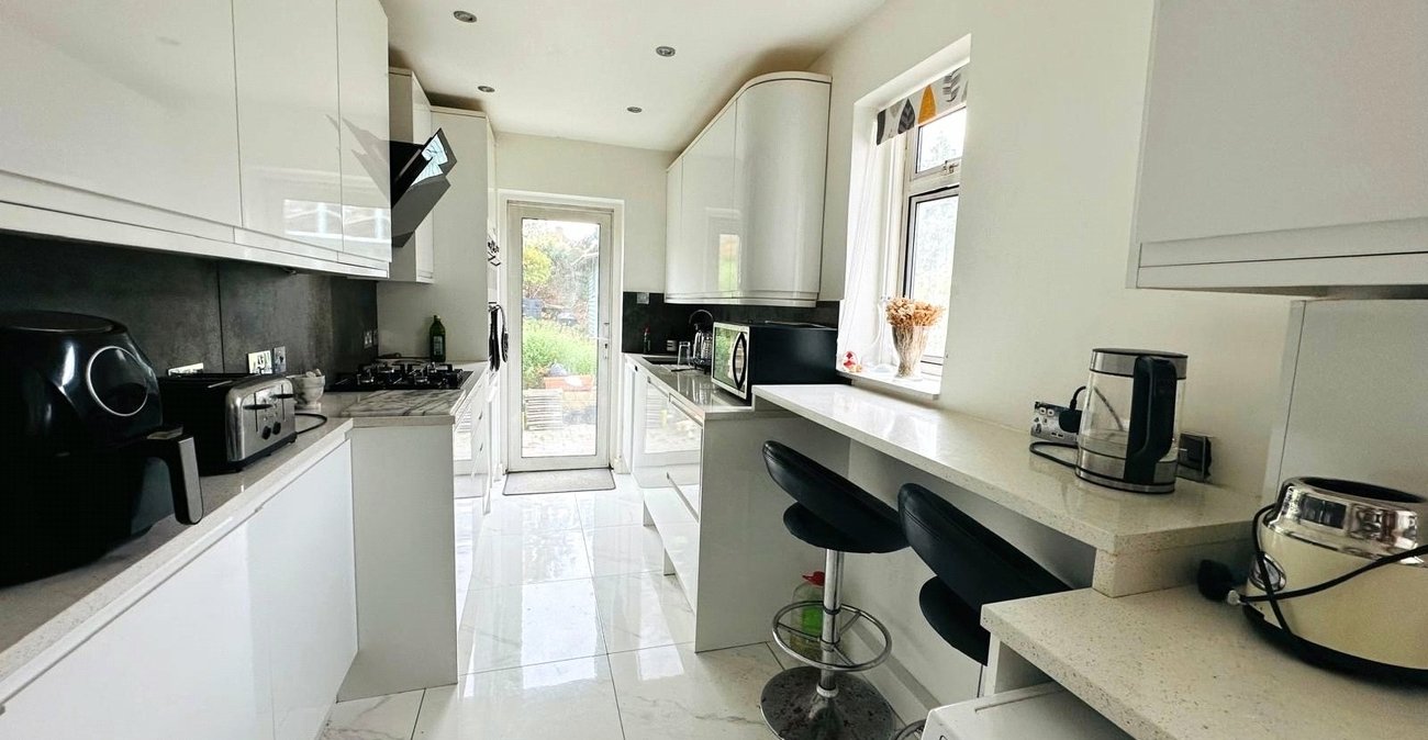 4 bedroom house for sale in Catford | Robinson Jackson