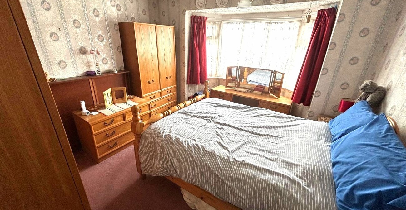 3 bedroom house for sale in Welling | Robinson Jackson