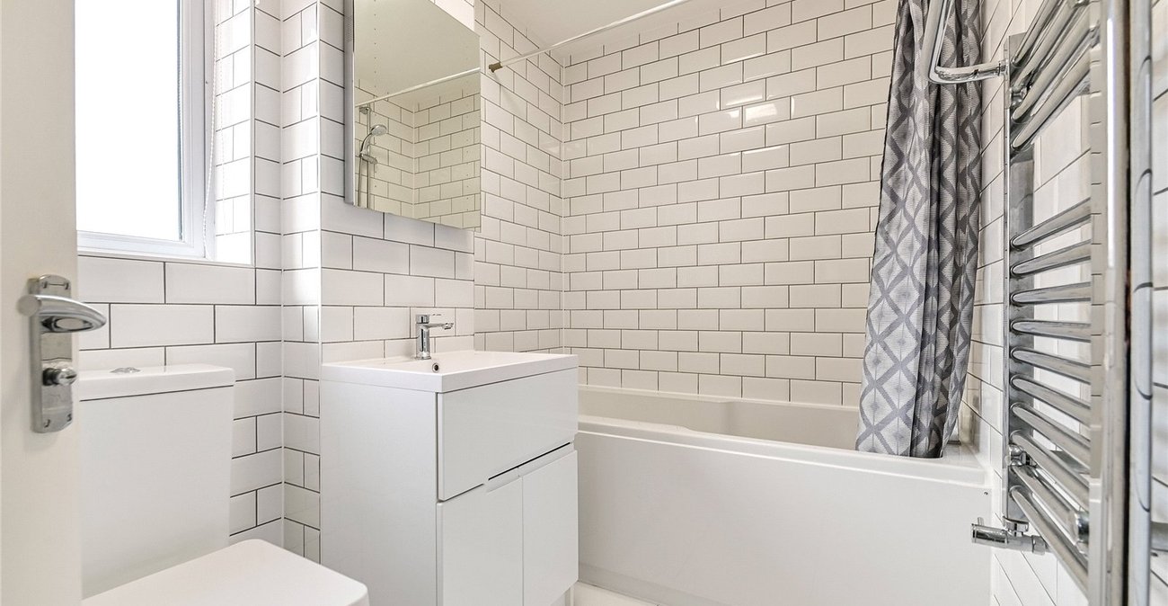 4 bedroom house for sale in Kings Hill | Robinson Michael & Jackson
