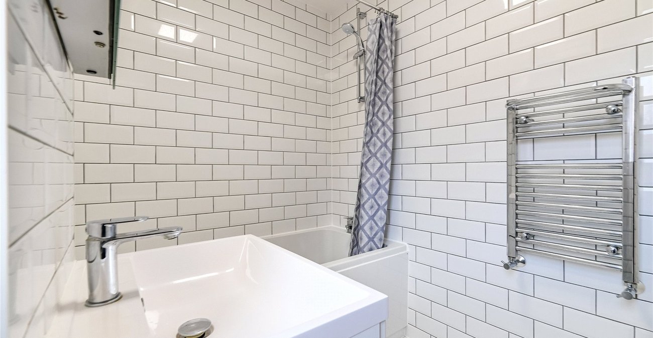 4 bedroom house for sale in Kings Hill | Robinson Michael & Jackson