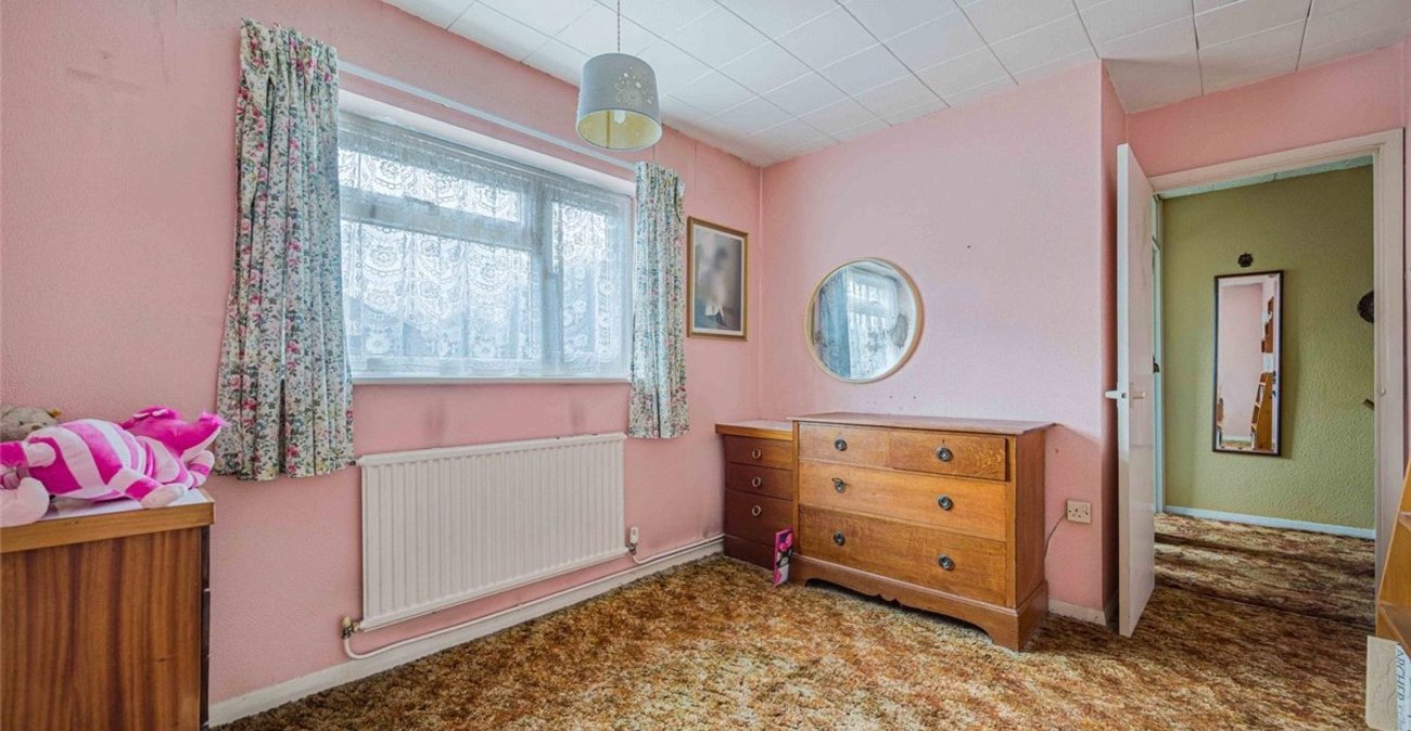 3 bedroom house for sale in St Mary Cray | Robinson Jackson