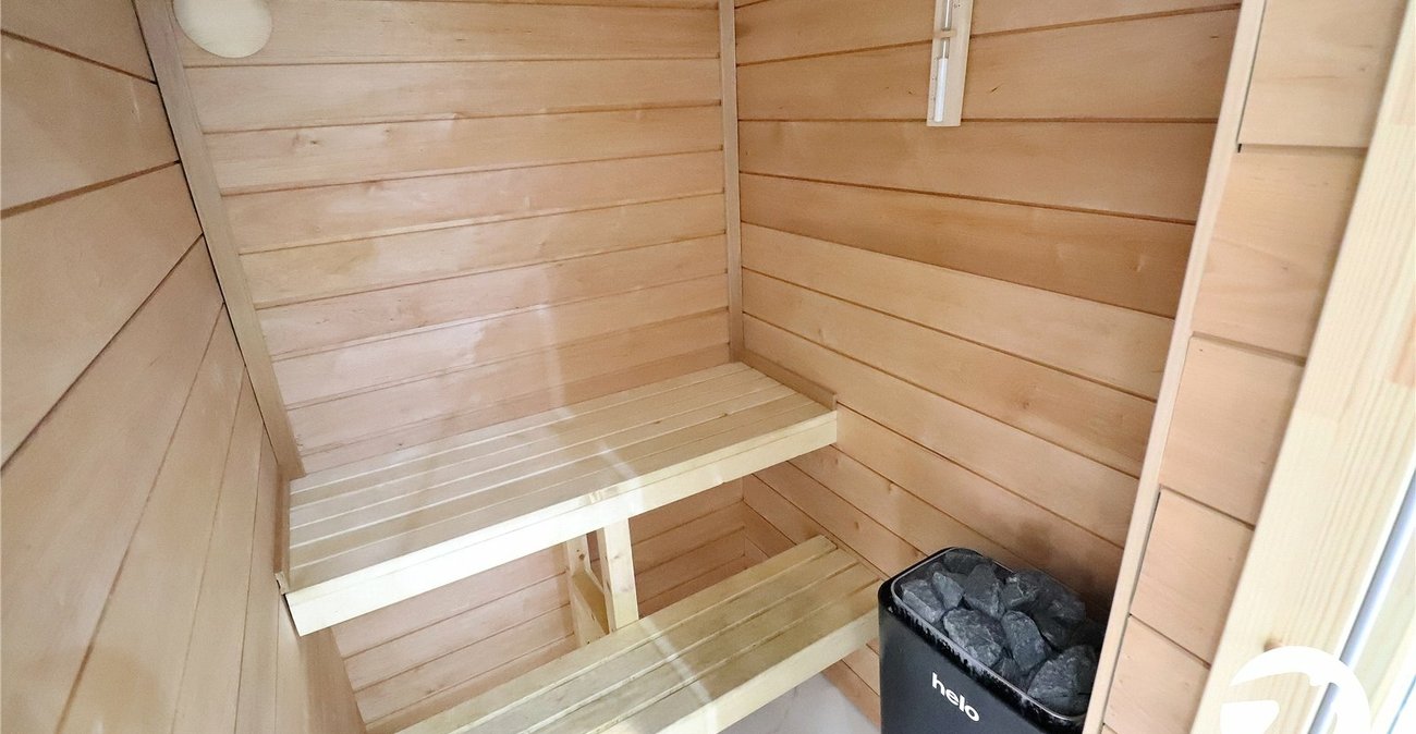 3 bedroom bungalow for sale in Bexleyheath | Robinson Jackson