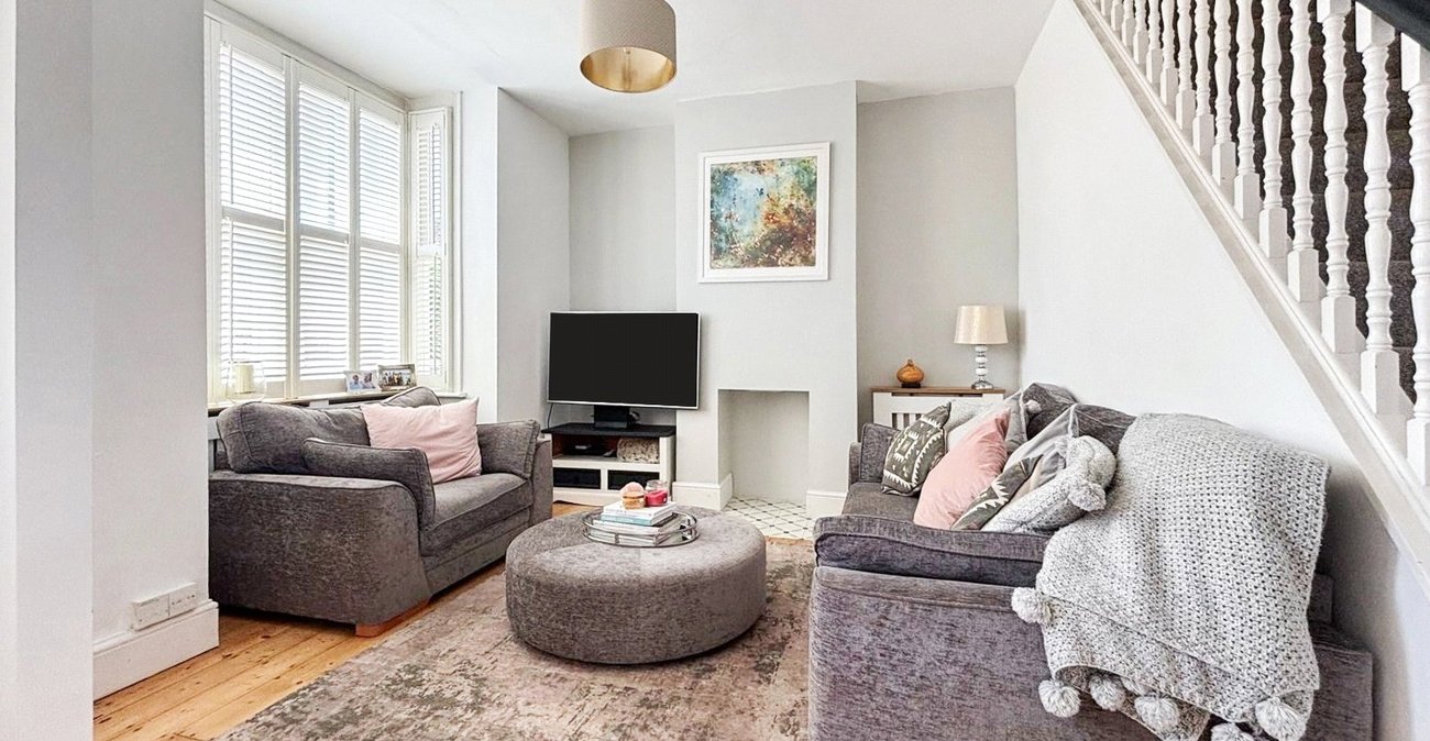 2 bedroom house for sale in Bexley | Robinson Jackson