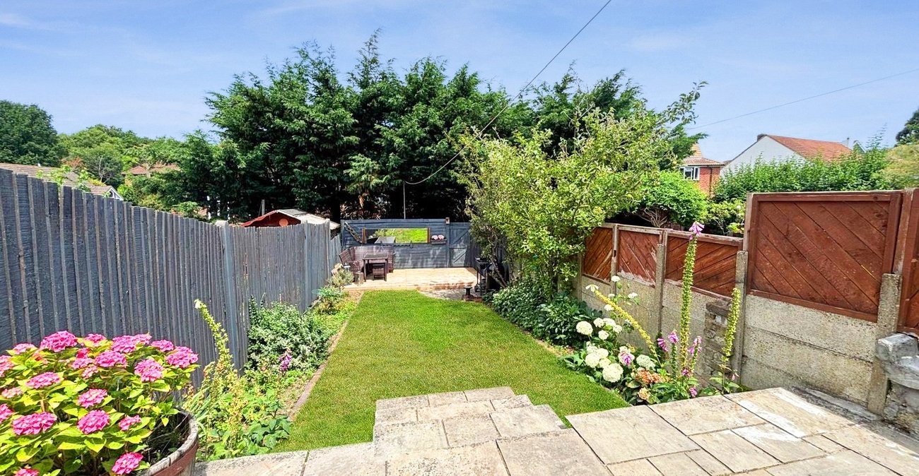 2 bedroom house for sale in Bexley | Robinson Jackson