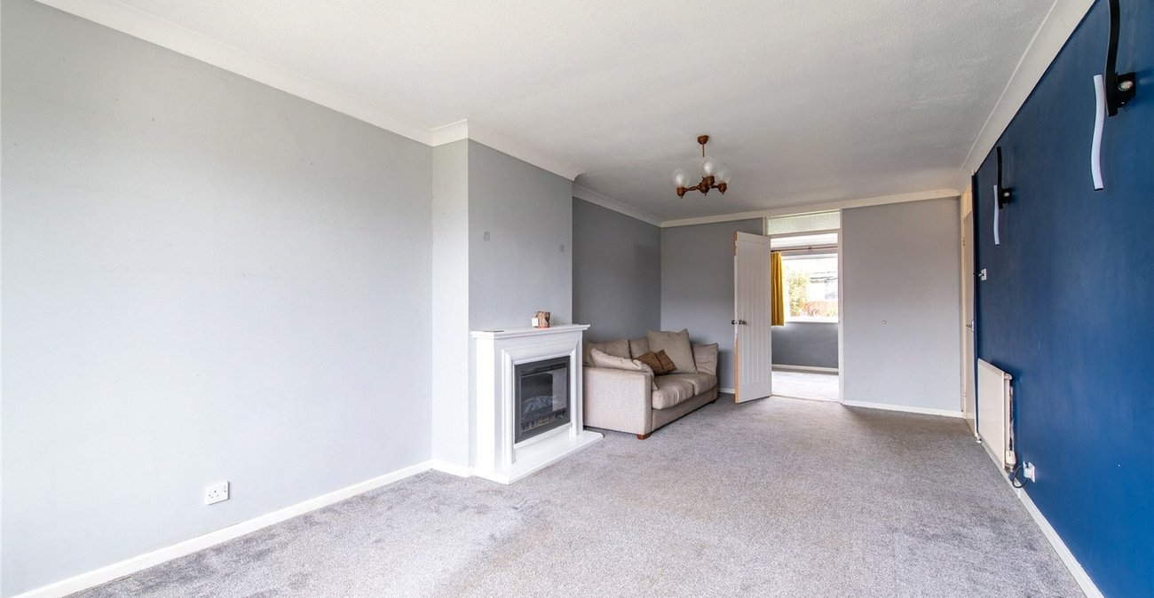 2 bedroom bungalow for sale in Langley | Robinson Michael & Jackson