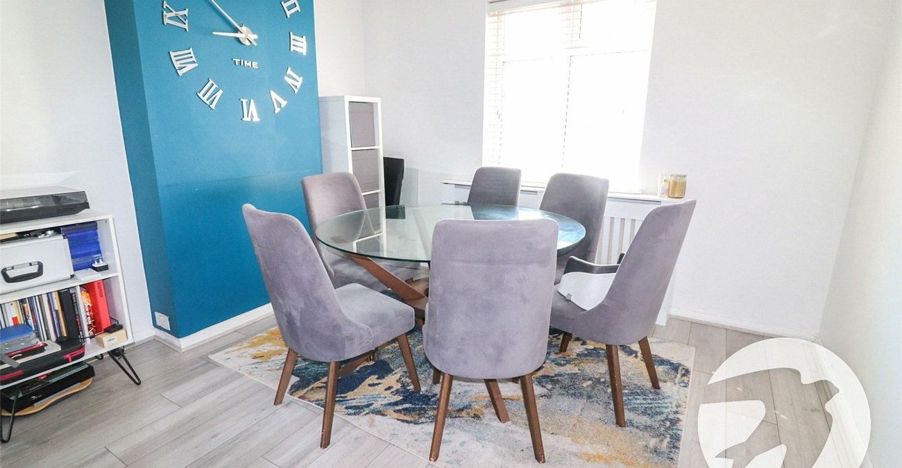 3 bedroom house for sale in Erith | Robinson Jackson