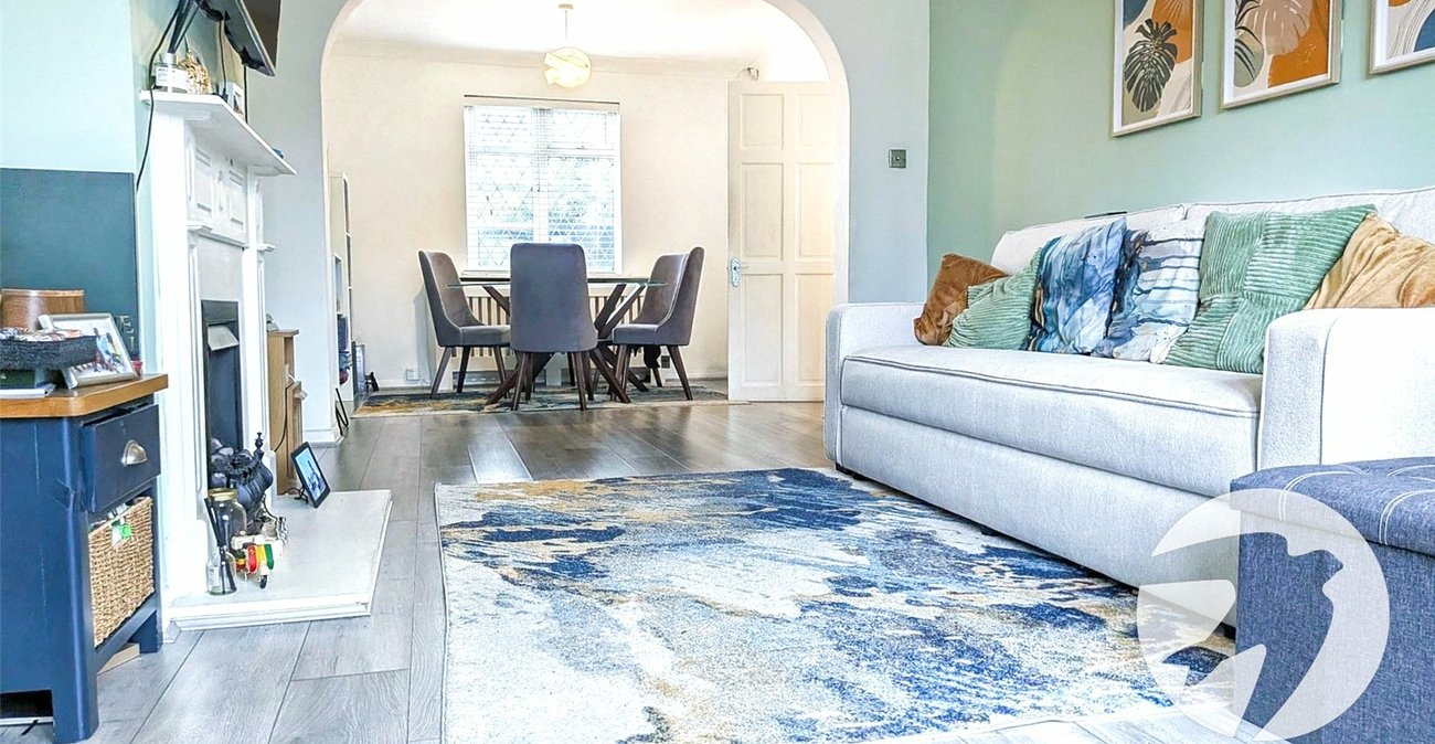 3 bedroom house for sale in Erith | Robinson Jackson