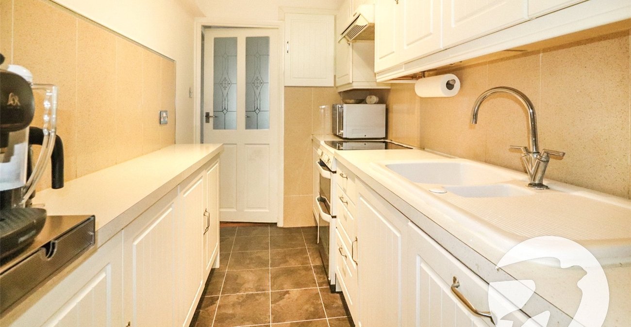 2 bedroom house for sale in Erith | Robinson Jackson