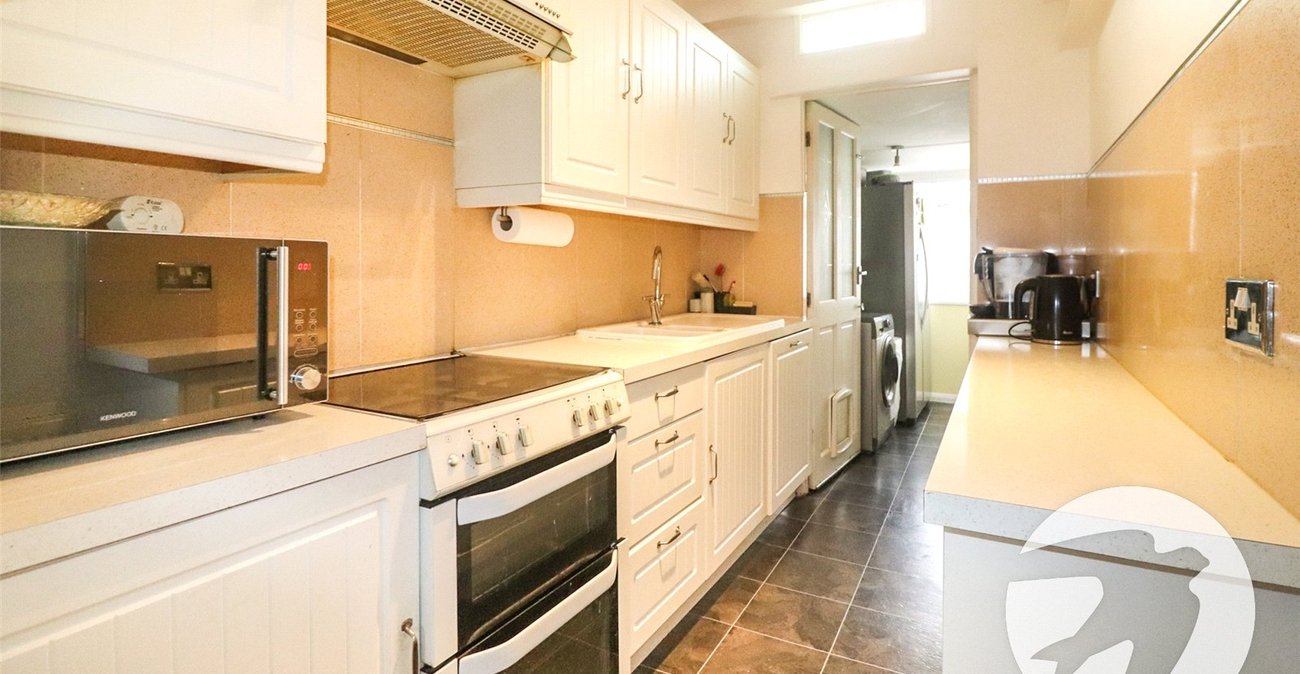 2 bedroom house for sale in Erith | Robinson Jackson