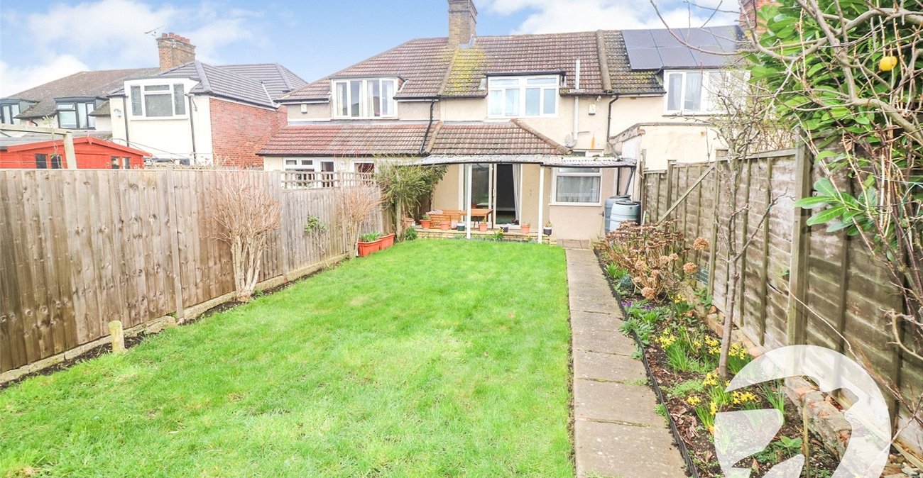 2 bedroom house for sale in Erith | Robinson Jackson