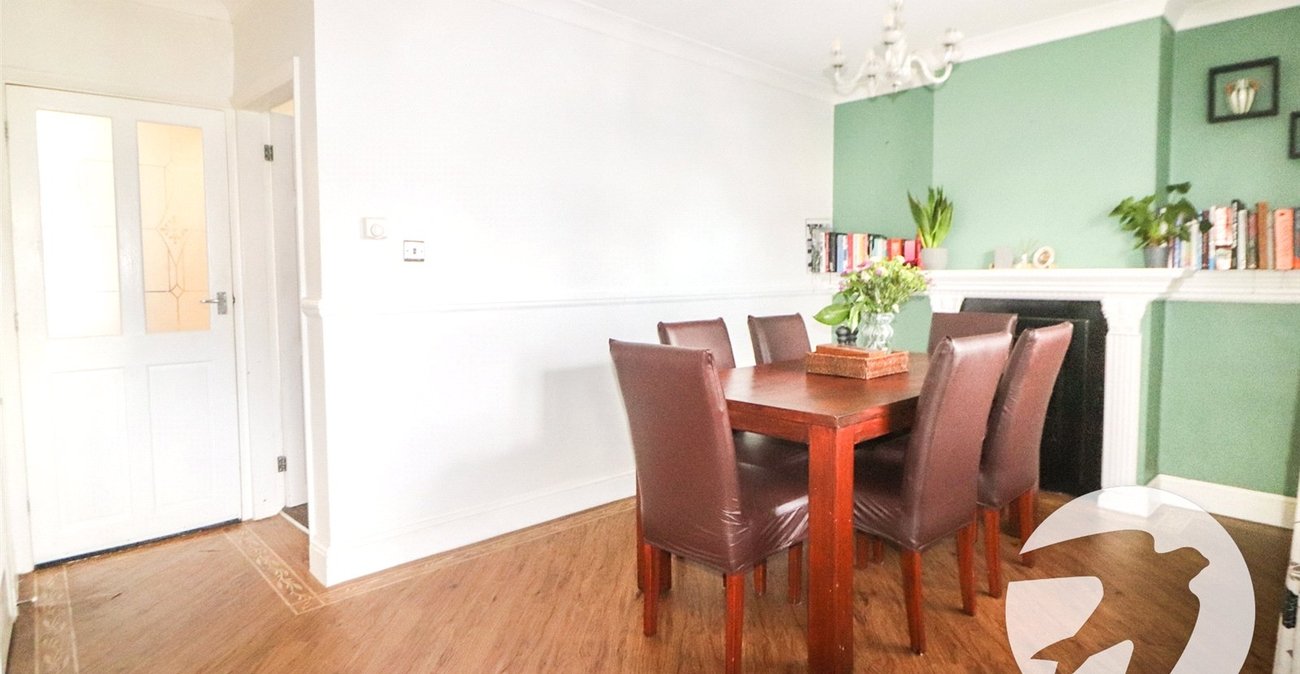 2 bedroom house for sale in Erith | Robinson Jackson