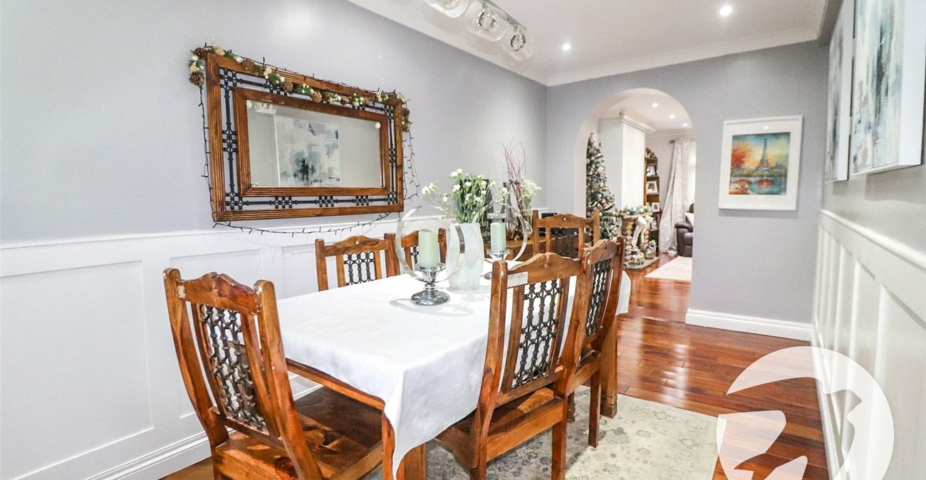 4 bedroom house for sale in Northumberland Heath | Robinson Jackson