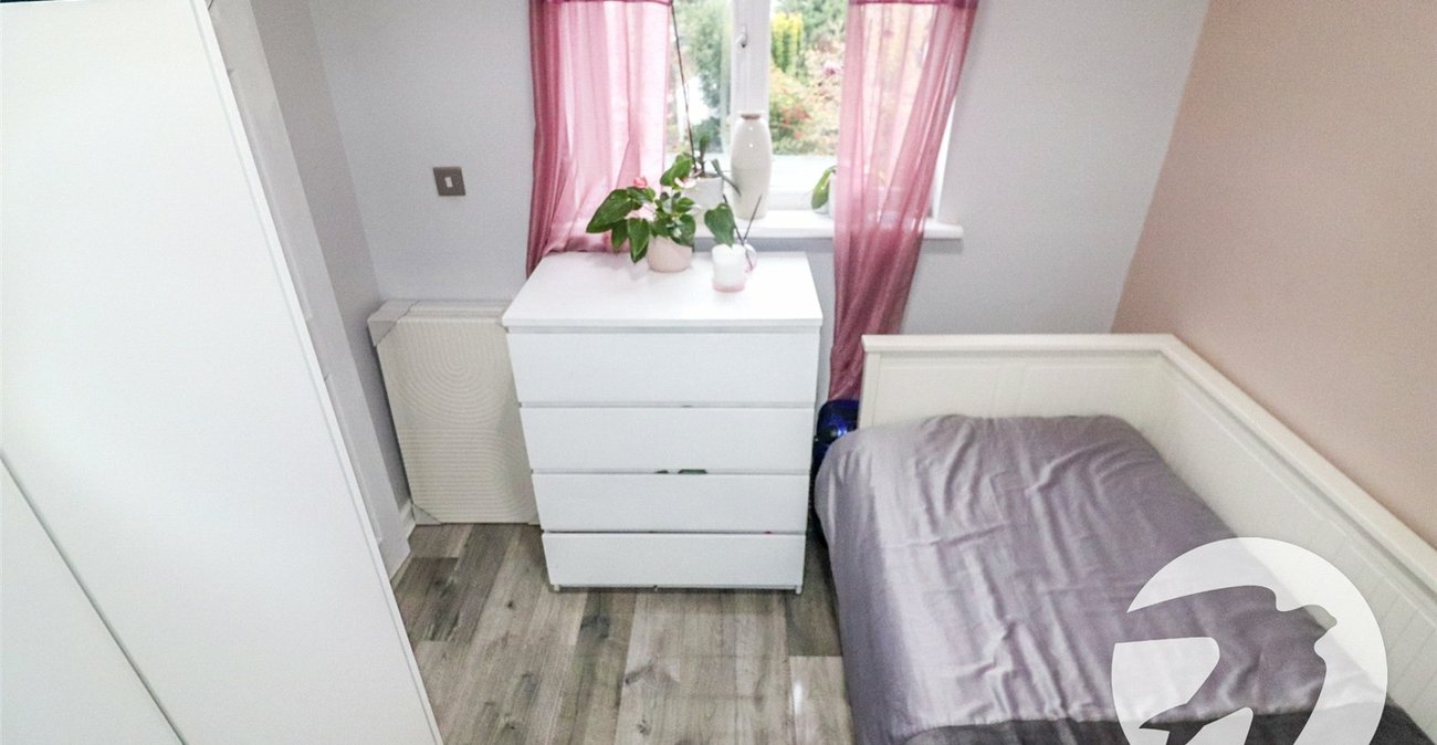 4 bedroom house for sale in Northumberland Heath | Robinson Jackson