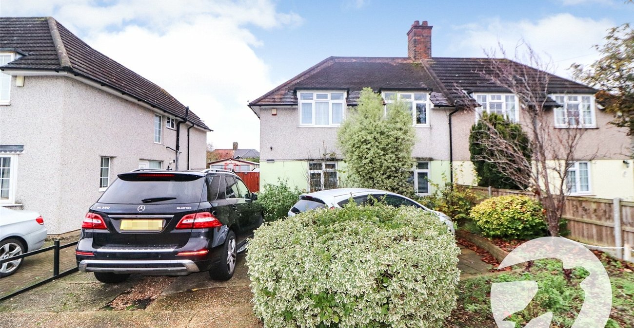 4 bedroom house for sale in Northumberland Heath | Robinson Jackson