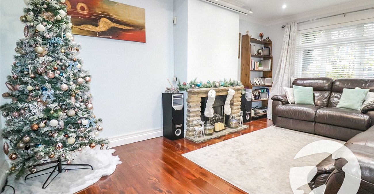 4 bedroom house for sale in Northumberland Heath | Robinson Jackson