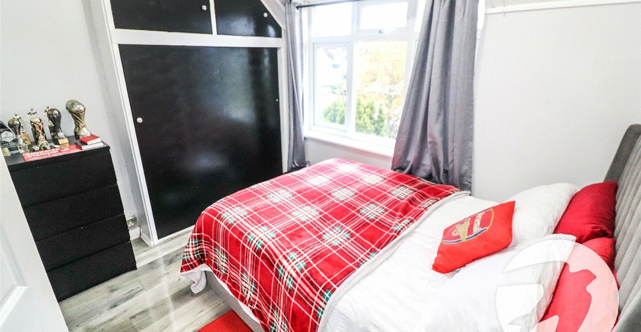 4 bedroom house for sale in Northumberland Heath | Robinson Jackson