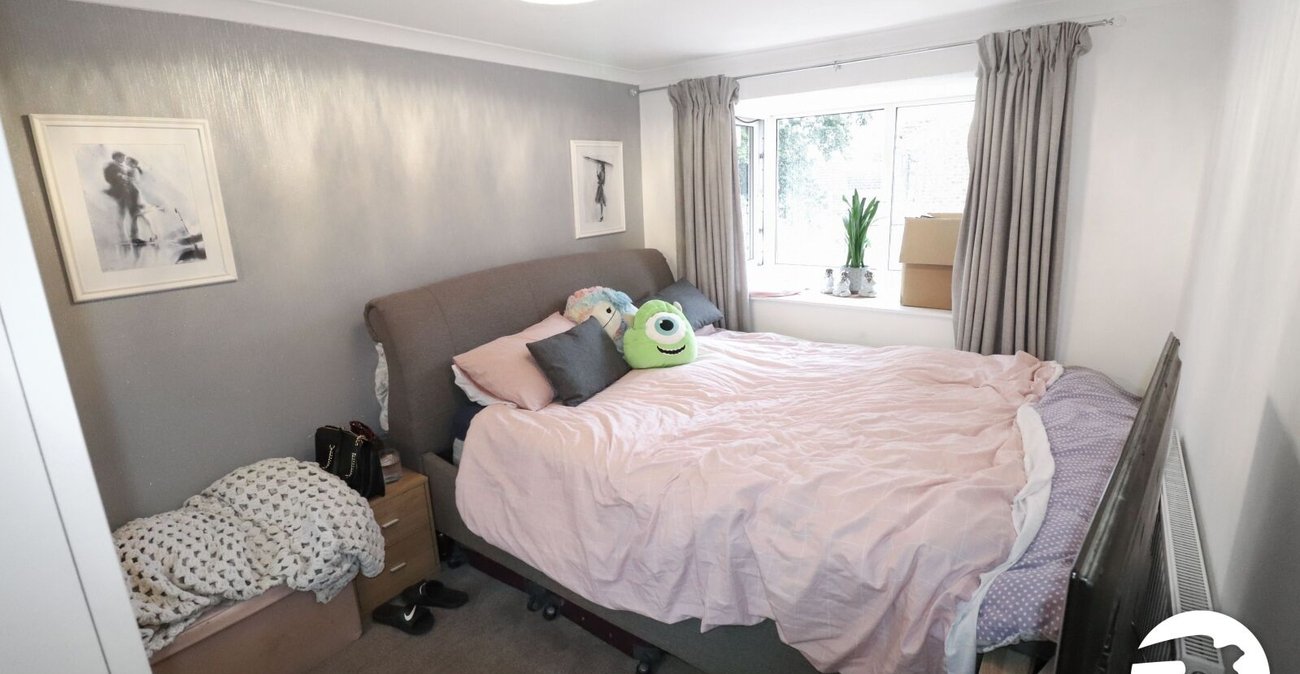 2 bedroom property for sale in Belvedere | Robinson Jackson