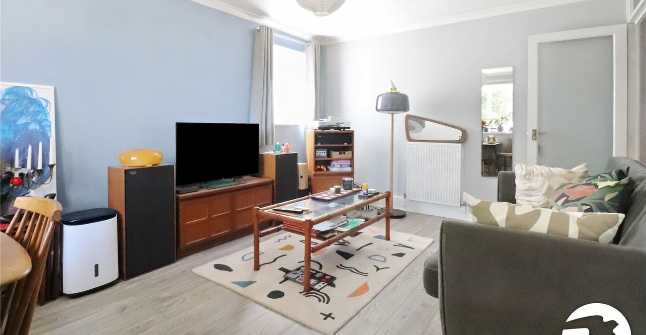 2 bedroom property for sale in Belvedere | Robinson Jackson