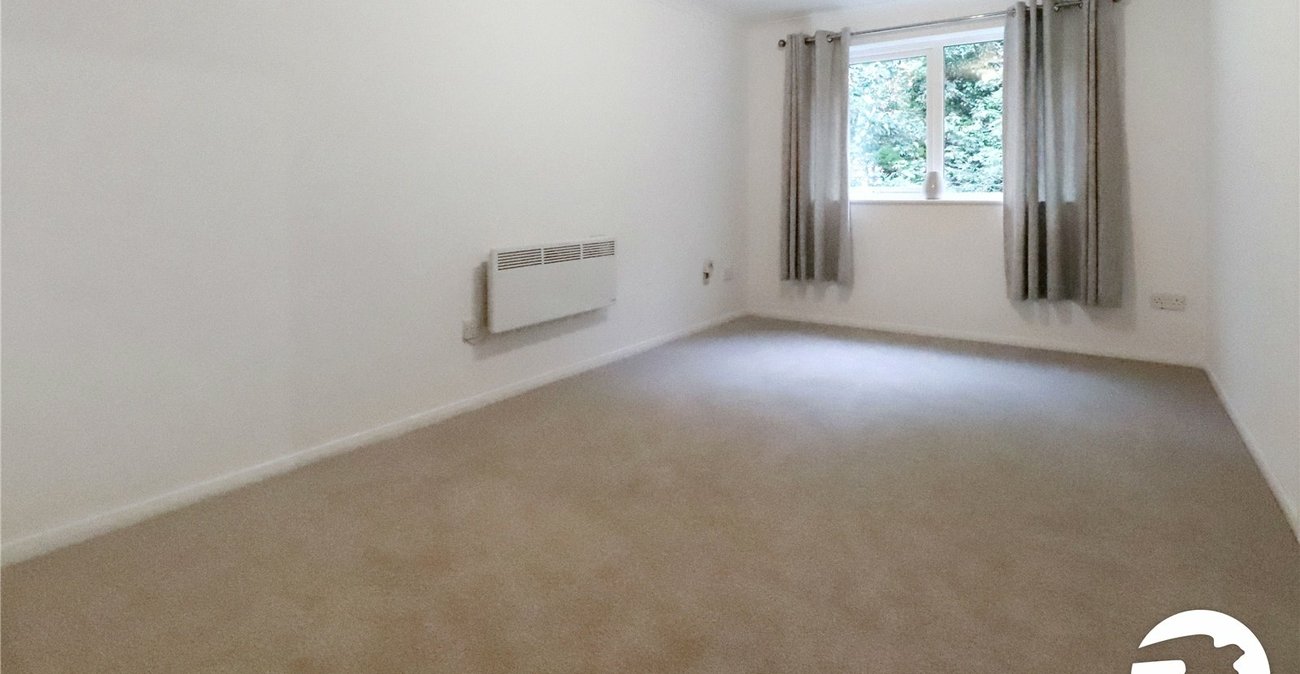 1 bedroom property for sale in Belvedere | Robinson Jackson